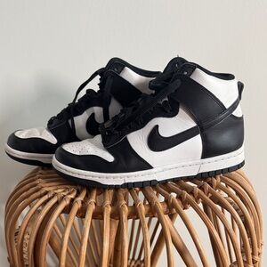 Nike Dunk High Pandas